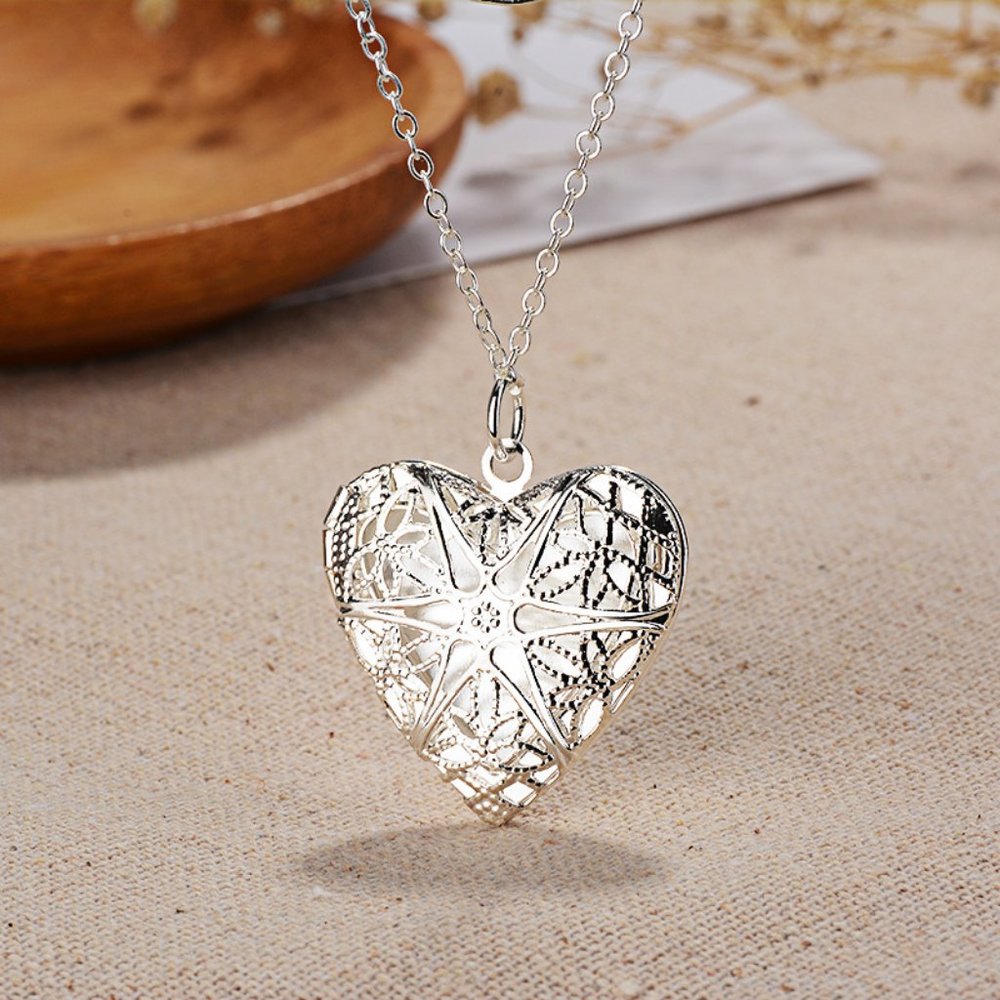 NEW 925 Sterling Silver Heart Pendant Necklace - Picture 5 of 7